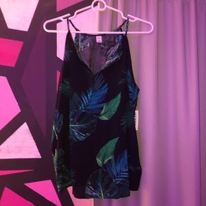 NWT Printed Tank